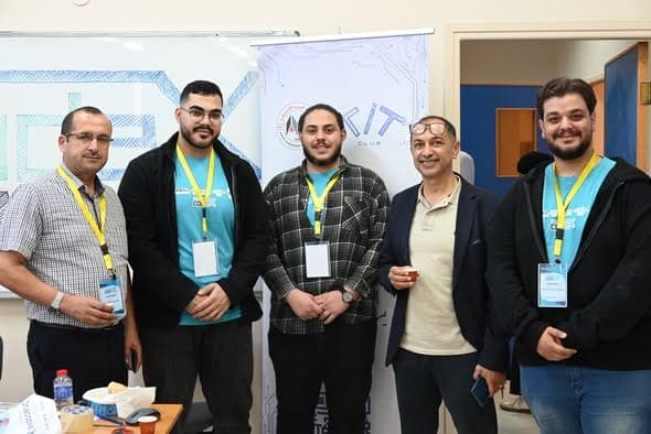 مسابقة CodeX البرمجية — الصورة 9 من 10